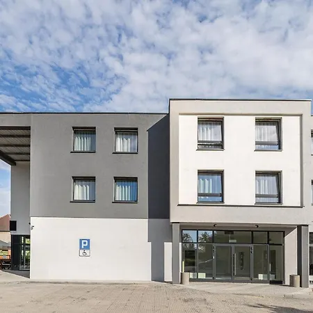 Bosak Hotel 2*